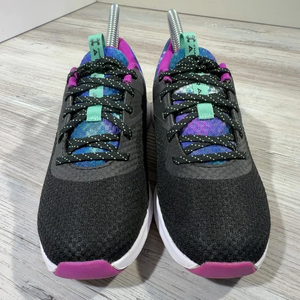 Under Armour Charged Aurora 2 Women's Sz 7 Black Purple 3025238-002
